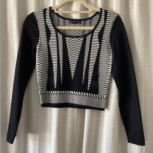 Symmetric Black and White Long Sleeved Top